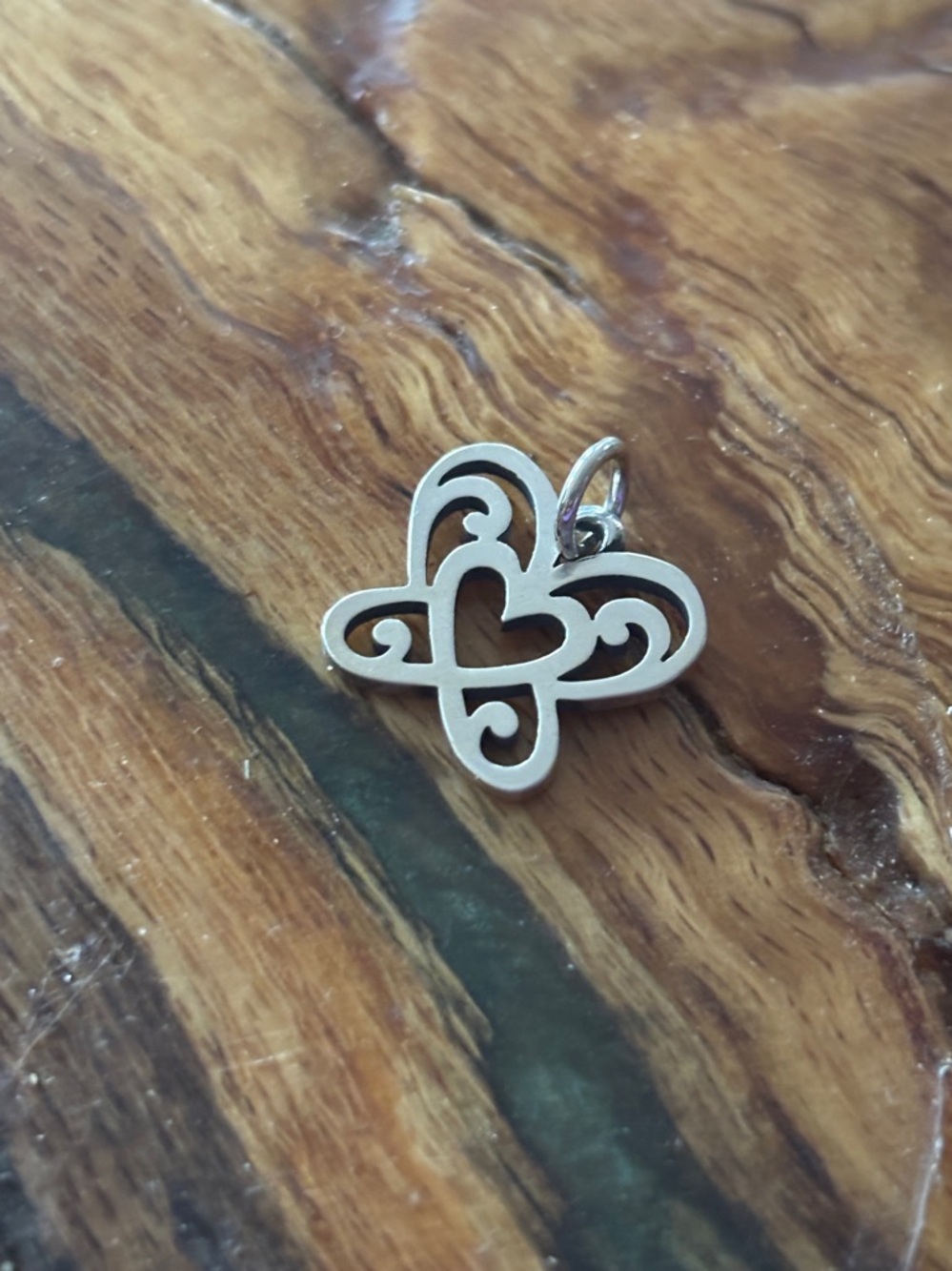 James avery silver Open Butterfly Heart Charm new never worn! - Picture 3 of 3